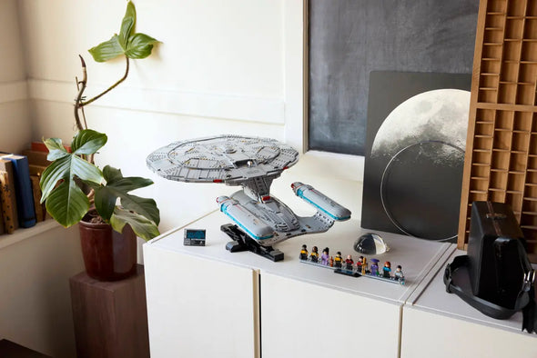 Star Trek: U.S.S. Enterprise NCC-1701-D™