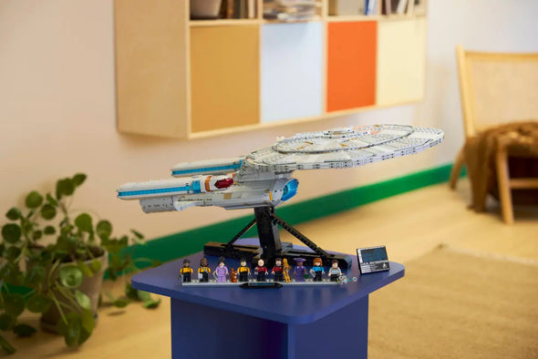 Star Trek: U.S.S. Enterprise NCC-1701-D™