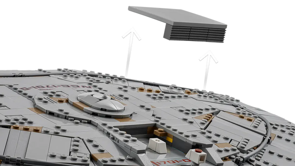 Star Trek: U.S.S. Enterprise NCC-1701-D™