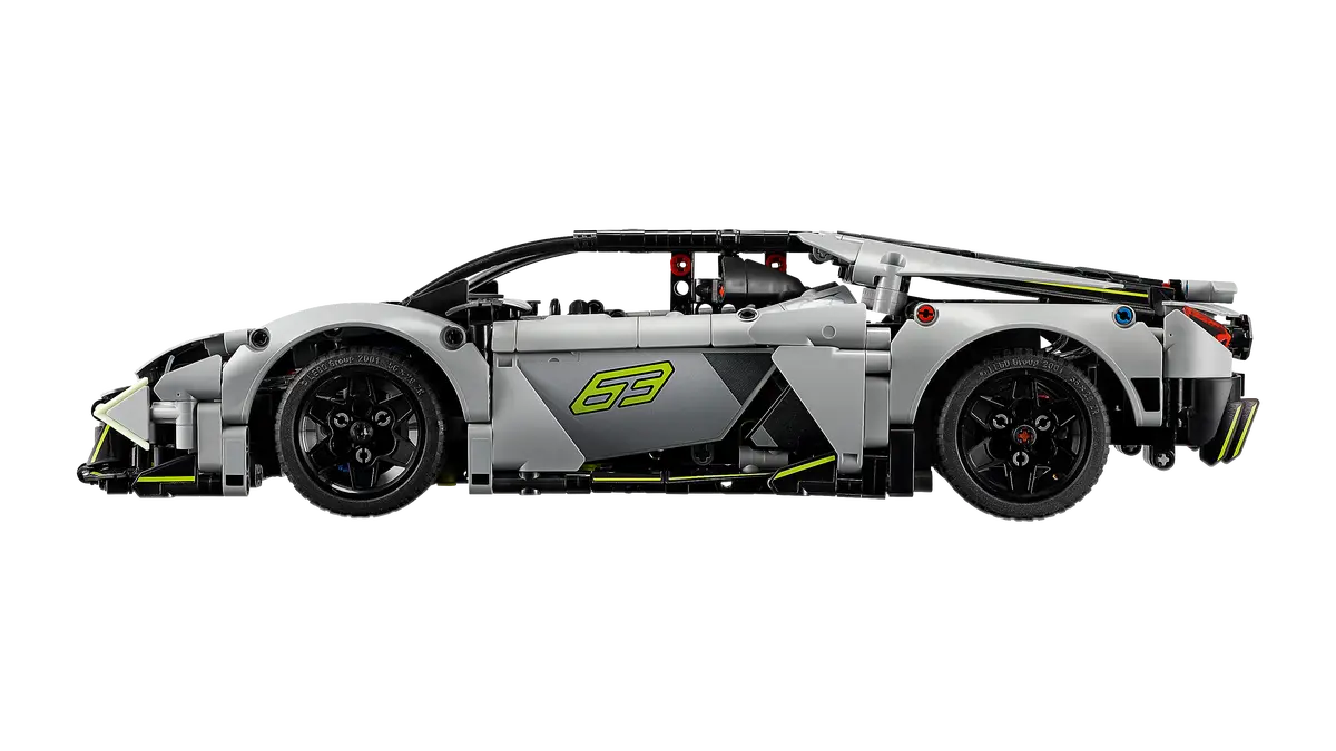 Lamborghini Revuelto Super Sports Car