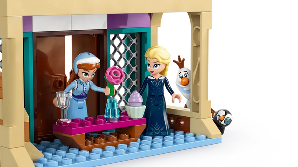 Arendelle Frozen Castle