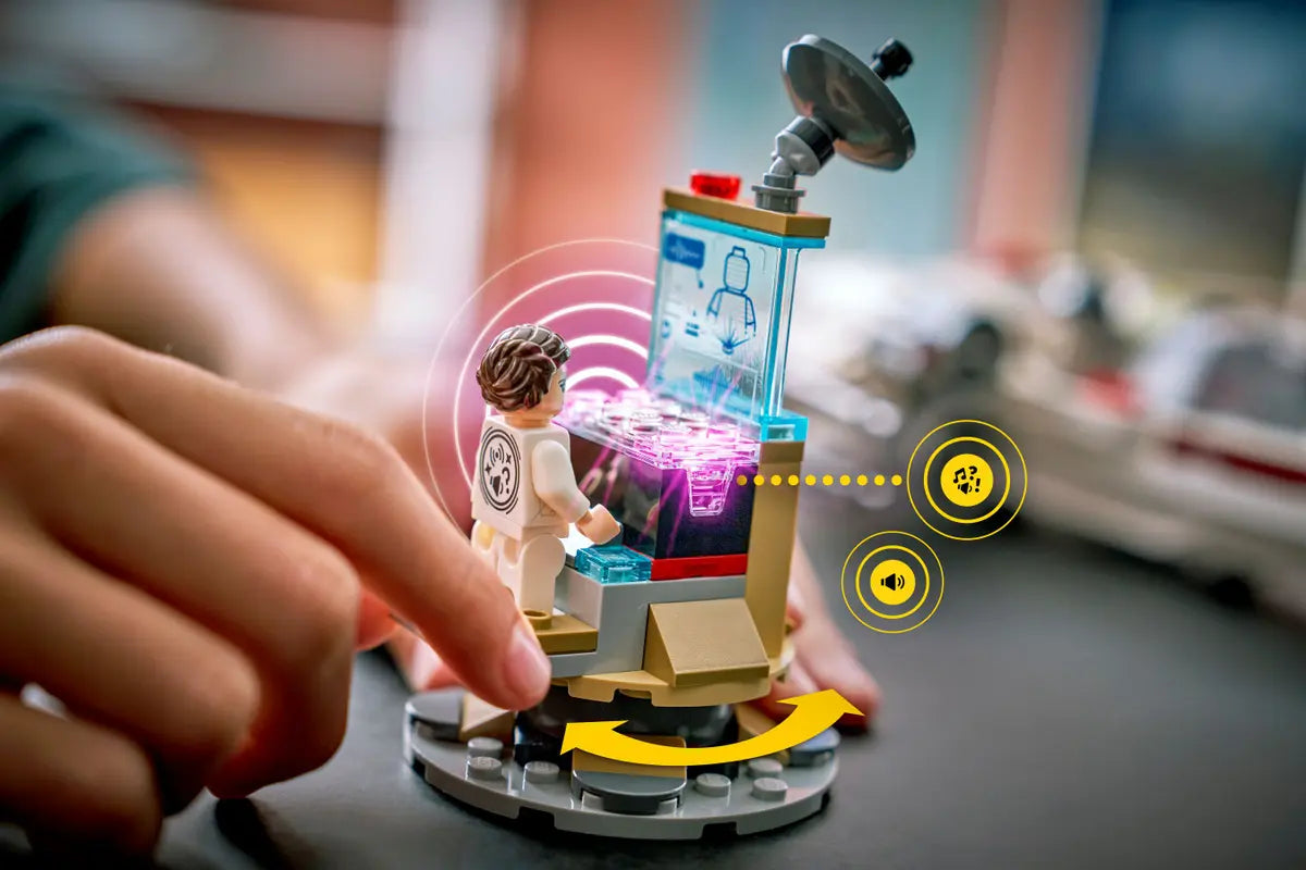 SMART Play™: Luke's Red Five X-Wing™