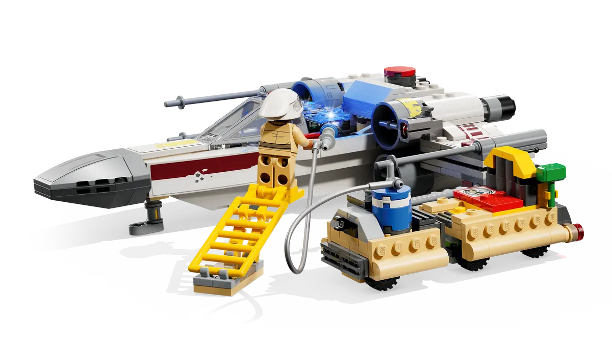 SMART Play™: Luke's Red Five X-Wing™