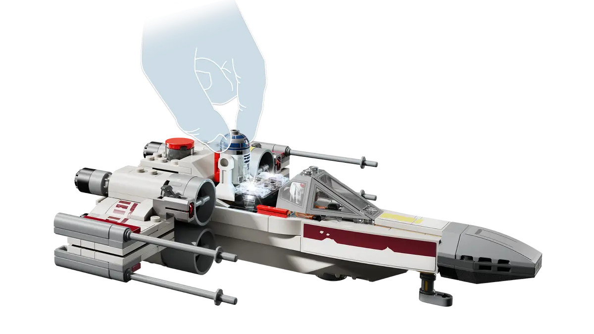 SMART Play™: Luke's Red Five X-Wing™