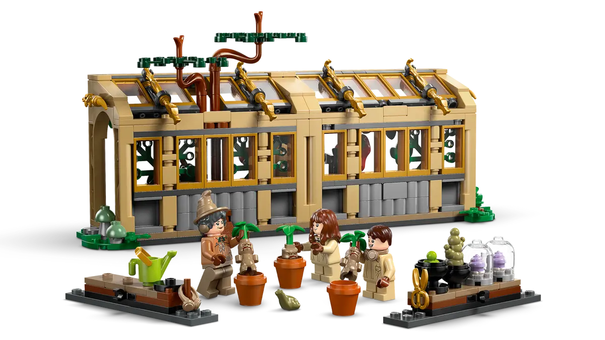 Hogwarts™ Castle: Herbology Class