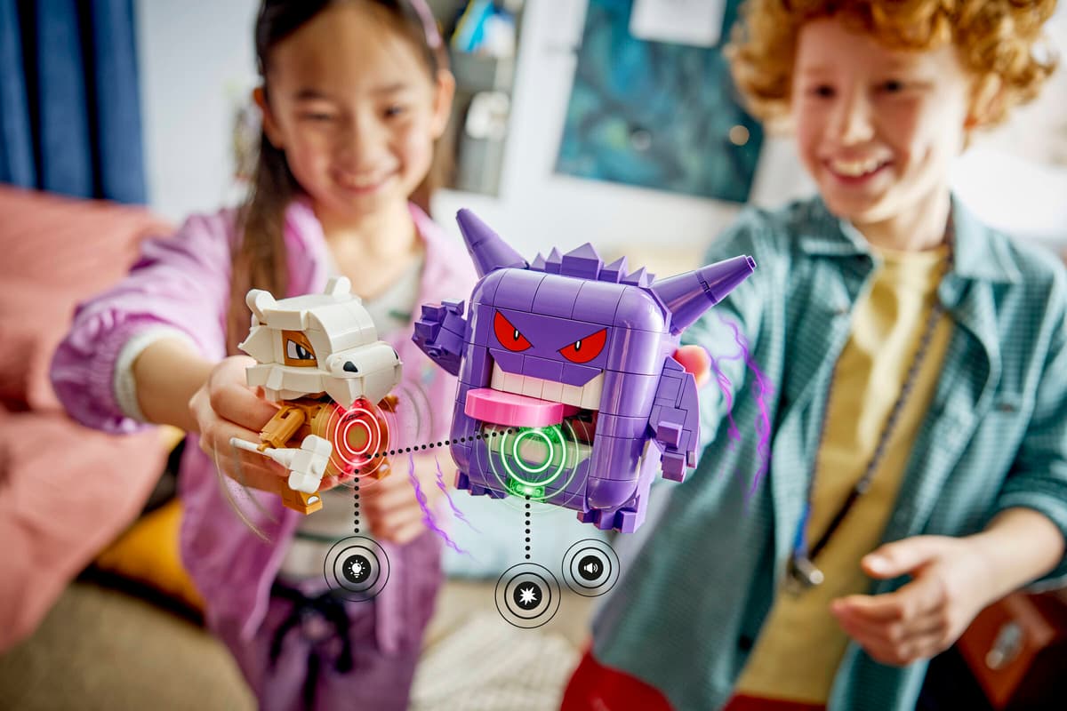 SMART Play™: Cubone and Gengar's Spooky Showdown