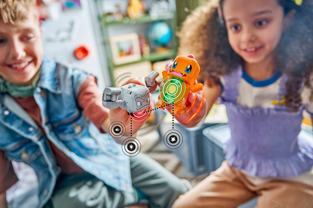 SMART Play™: Charmander and Geodude's Cavern Clash
