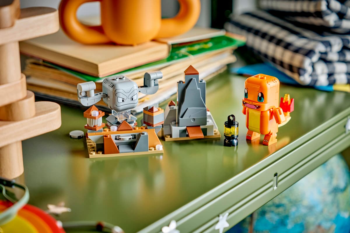 SMART Play™: Charmander and Geodude's Cavern Clash